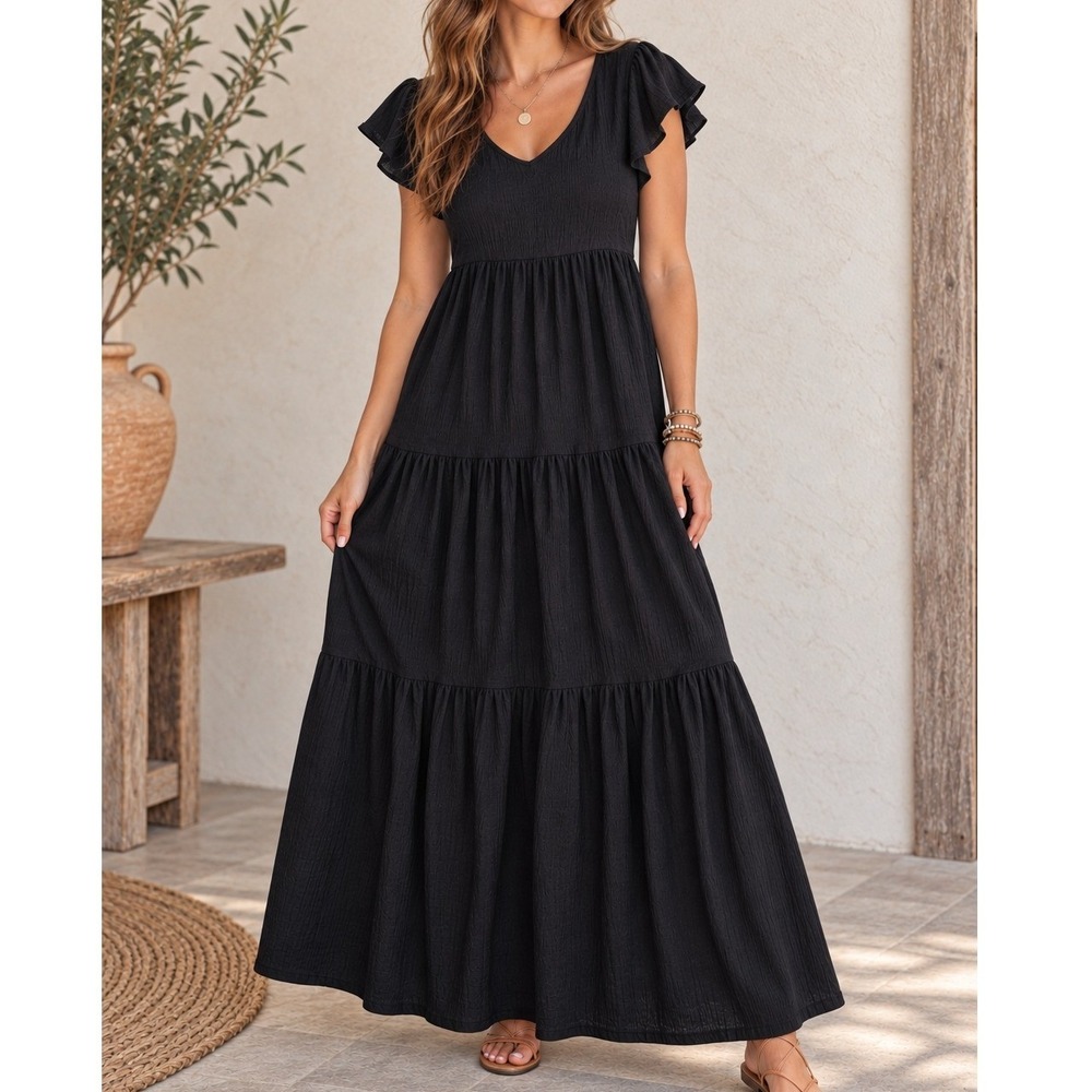 Max Studio Black Tiered Maxi Dress Flutter Sleeve V-Neck Textured Knit Size M